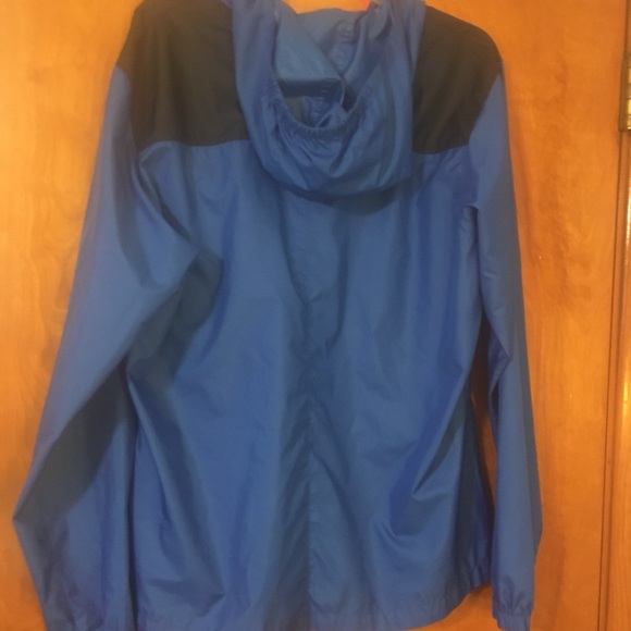 Columbia” Sports Co.Windbreaker - Picture 2 of 4